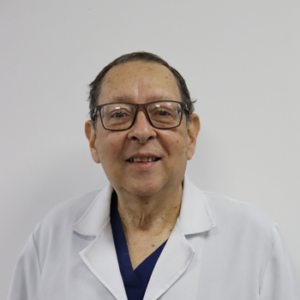 Dr. Gastón Coronado