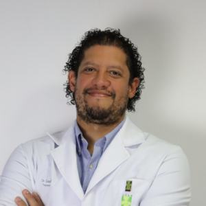 Dr. César Rojas