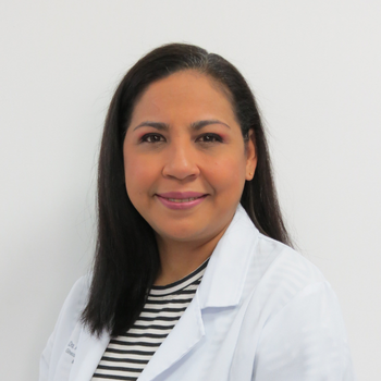 Dra. Alexandra Hernández